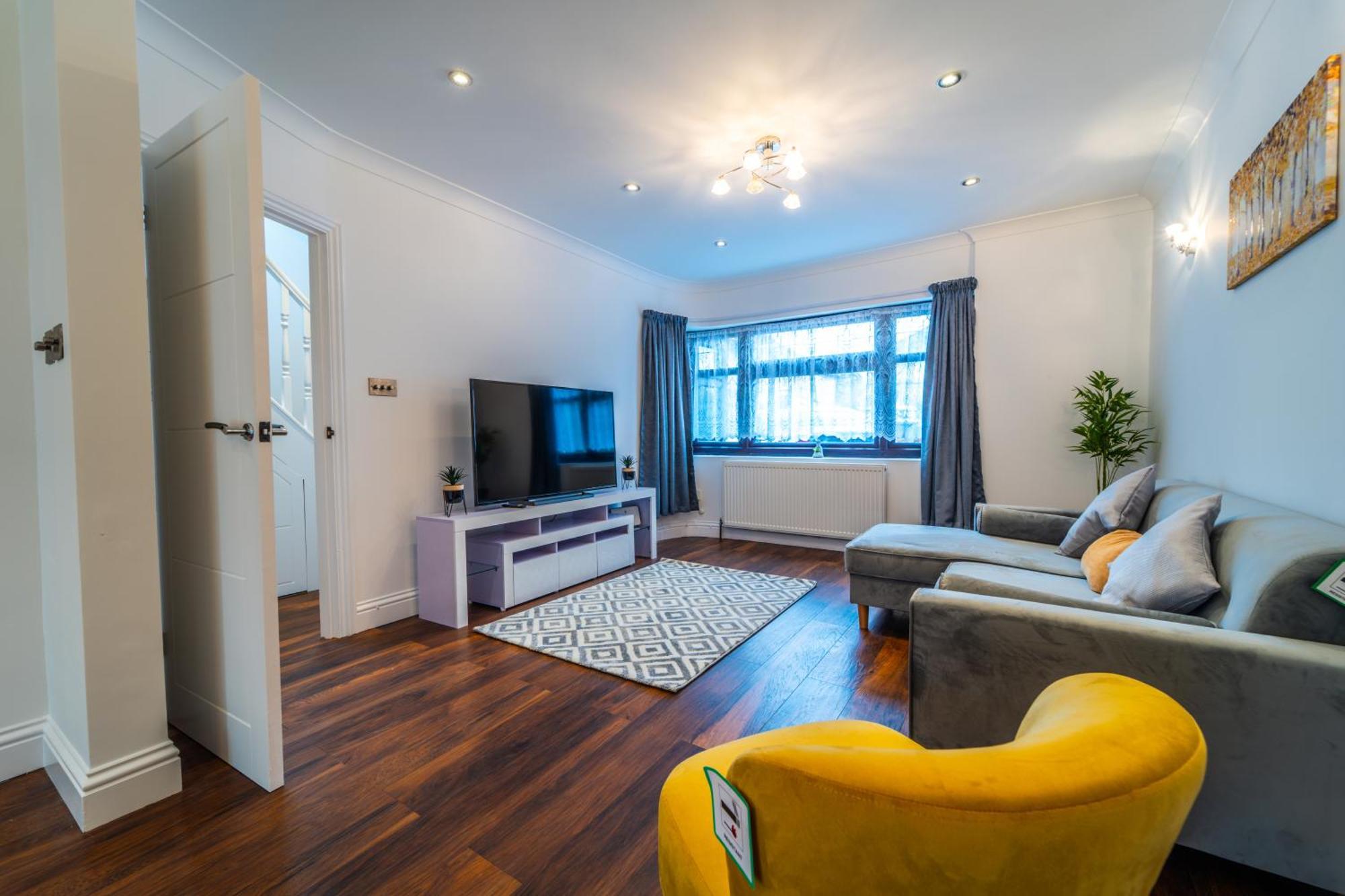 Modern Spacious 4 Bed Hayes Home With Free Parking エクステリア 写真